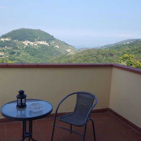 B&B La Taverna Degli Angeli Vezzi Portio Экстерьер фото