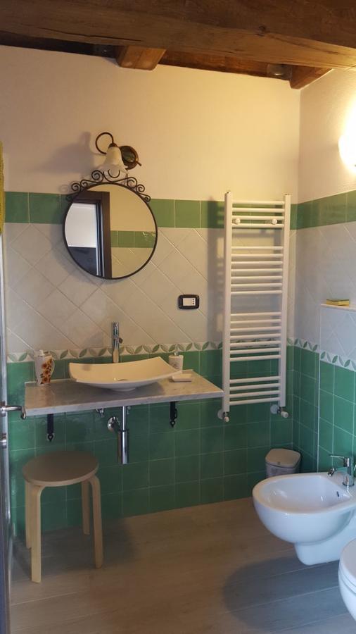 B&B La Taverna Degli Angeli Vezzi Portio Экстерьер фото