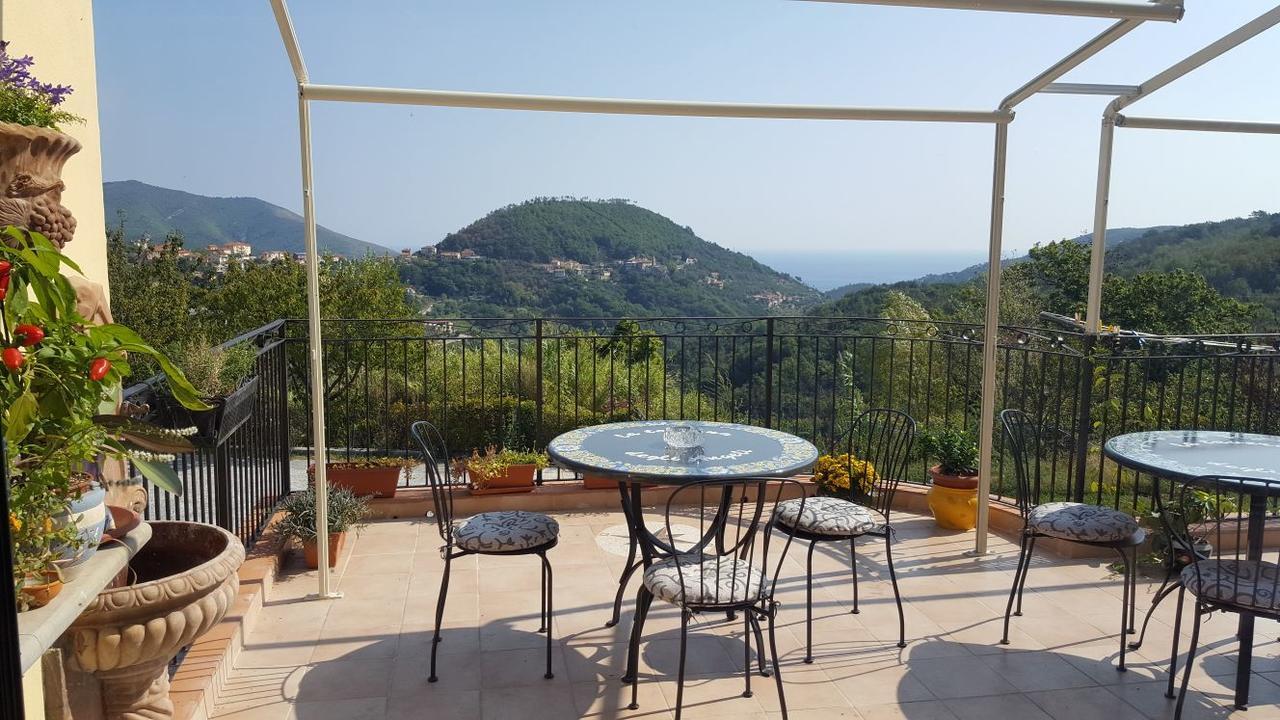 B&B La Taverna Degli Angeli Vezzi Portio Экстерьер фото