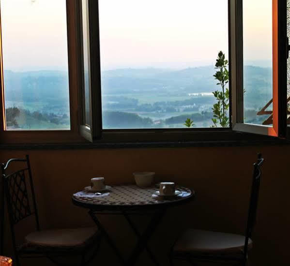 B&B La Taverna Degli Angeli Vezzi Portio Экстерьер фото