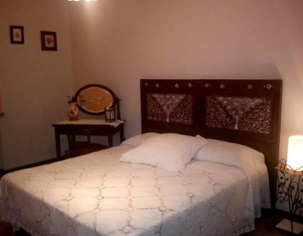 B&B La Taverna Degli Angeli Vezzi Portio Экстерьер фото